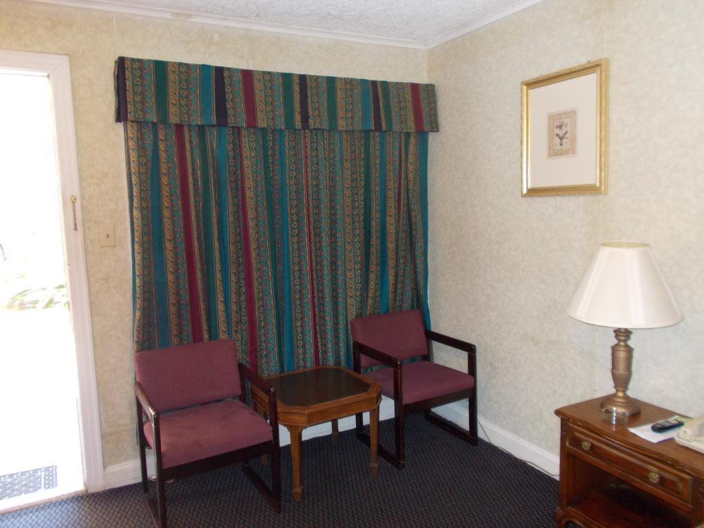 Hillside Motel Homer Room photo