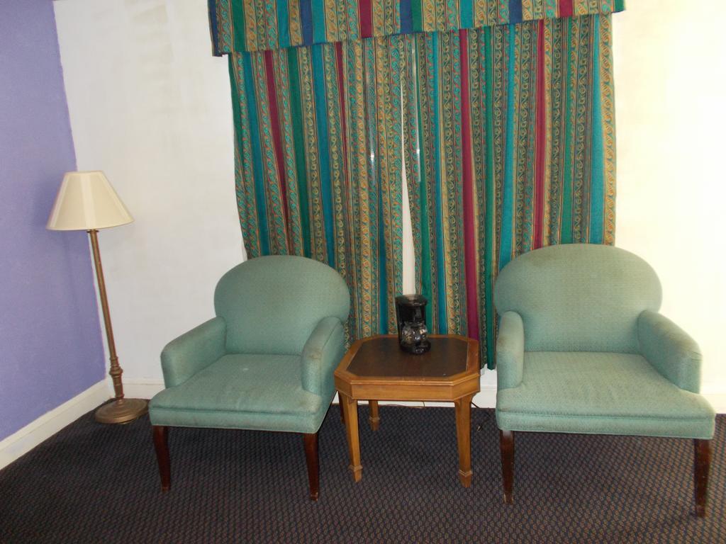 Hillside Motel Homer Room photo