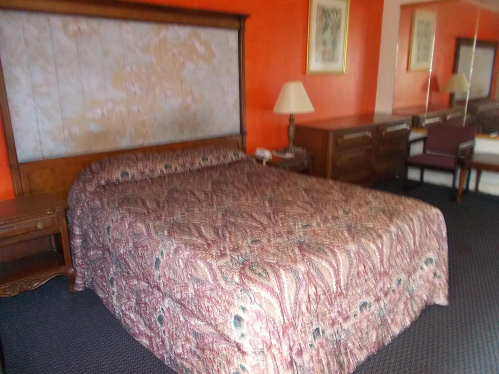Hillside Motel Homer Room photo