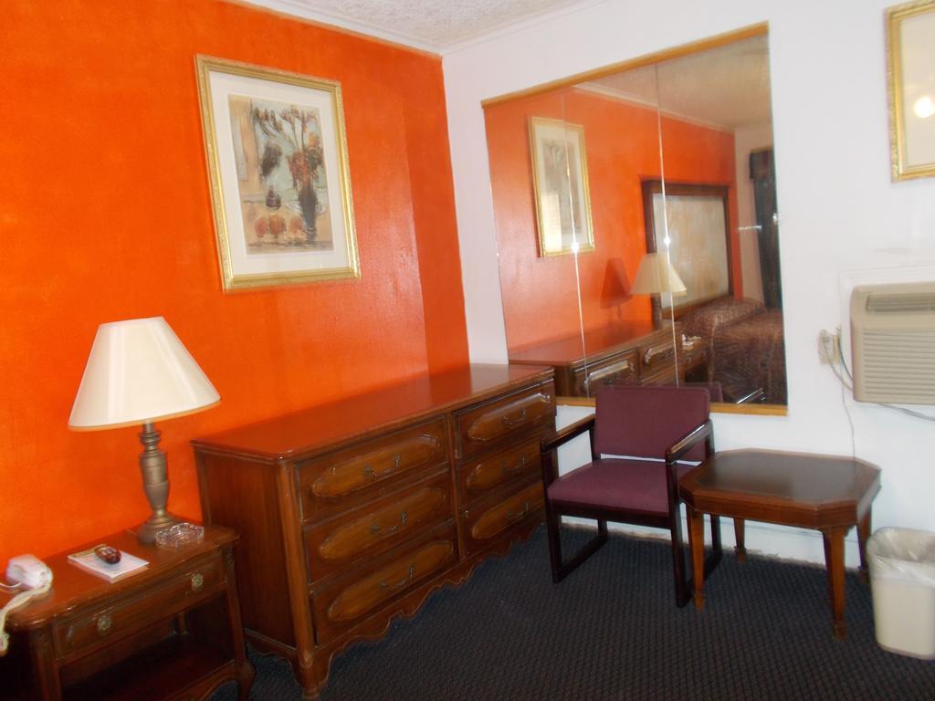 Hillside Motel Homer Room photo